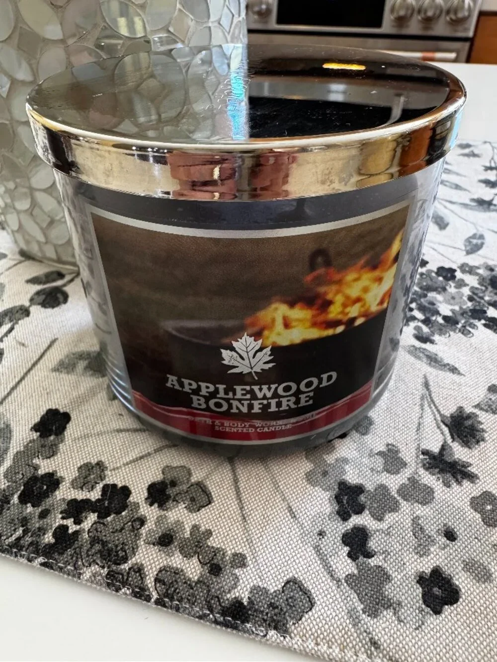 Bath & Body Works 3-wick Apple Wood Bonfire Candle - Picture 1 of 3